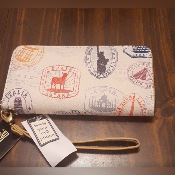 Bostanten Shoulder Bag NWOT w/Sasha New York wallet stuffed with amazing items - Picture 12 of 14